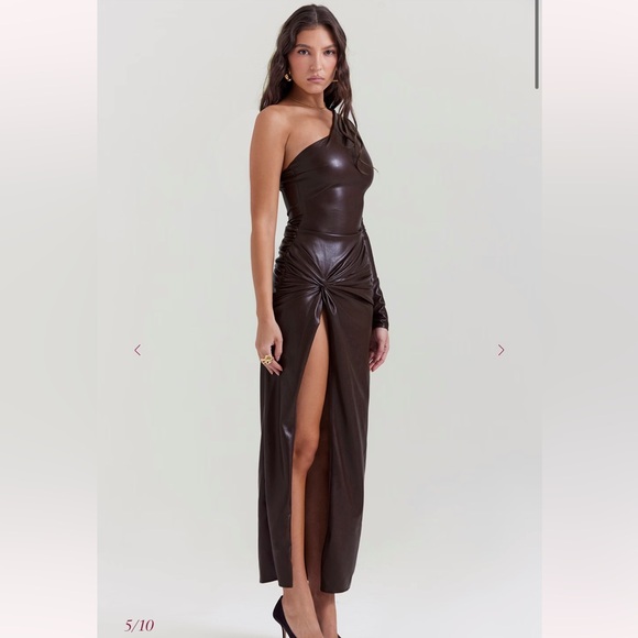 HOUSE OF CB Octavia Dress - Picture 2 of 3